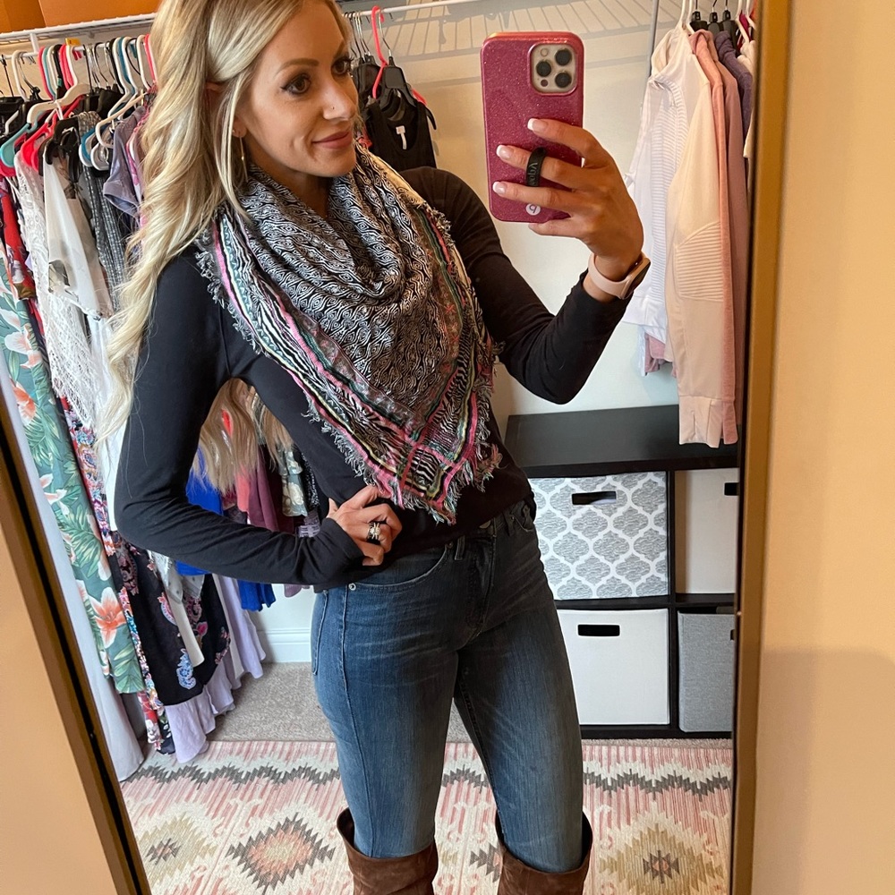 Express scarf